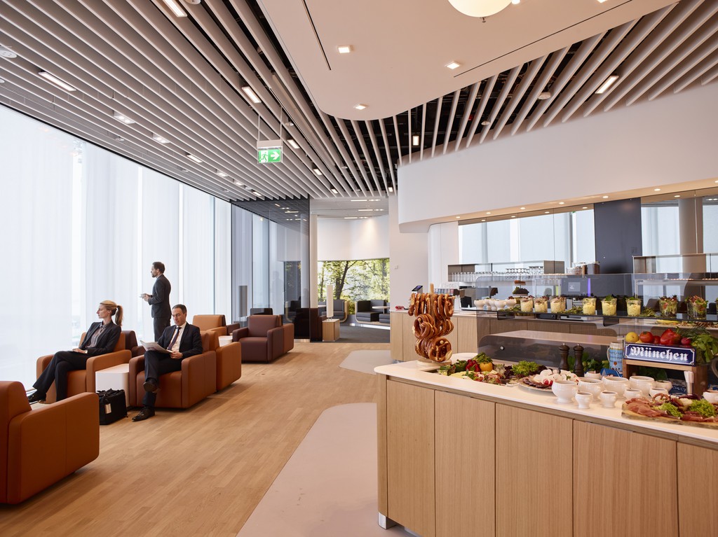 Dank Business Class-Lounge von Lufthansa Ruhe und kleine Leckereien